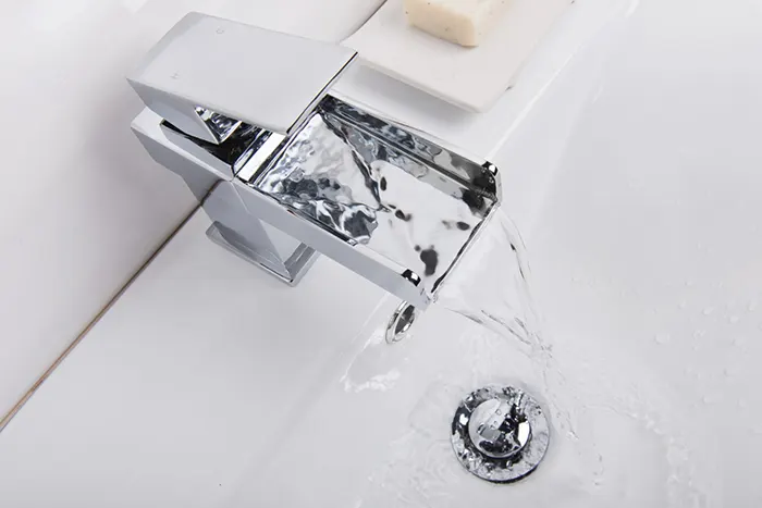 plumber-bentleigh-east-for-fixing-leaking-tap